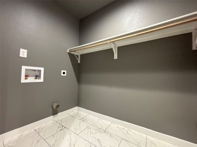 410 S Kaufman Street, Seagoville, TX 75159