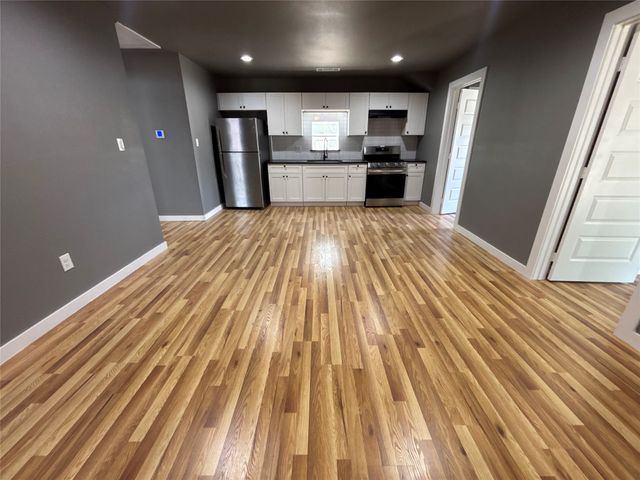 410 S Kaufman Street, Seagoville, TX 75159