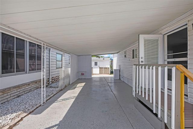 770 32ND AVENUE S 522, St Petersburg, FL 33705