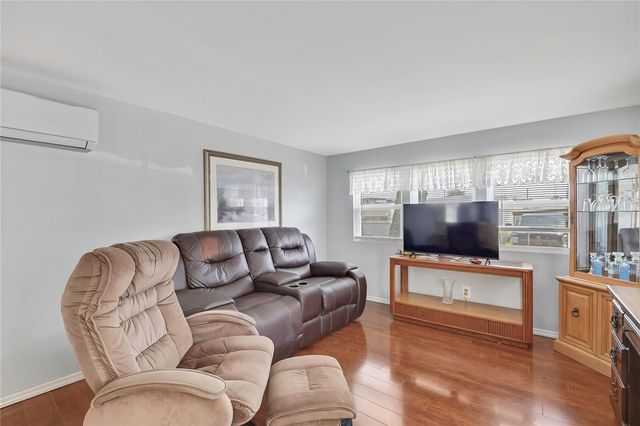 770 32ND AVENUE S 522, St Petersburg, FL 33705
