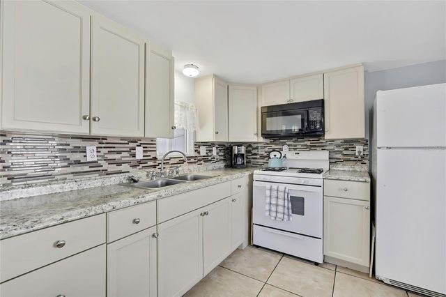 770 32ND AVENUE S 522, St Petersburg, FL 33705