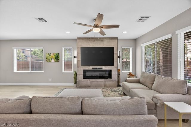 10660 Cumberland Creek Avenue, Las Vegas, NV 89166