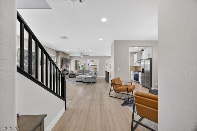 10660 Cumberland Creek Avenue, Las Vegas, NV 89166