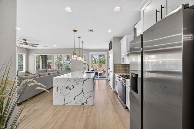 10660 Cumberland Creek Avenue, Las Vegas, NV 89166