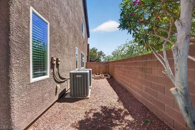 10660 Cumberland Creek Avenue, Las Vegas, NV 89166