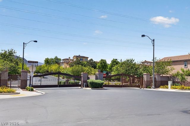 10660 Cumberland Creek Avenue, Las Vegas, NV 89166