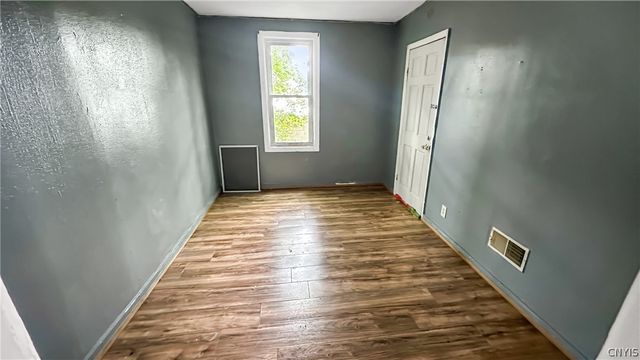 807 Mcvean Street, Utica, NY 13502