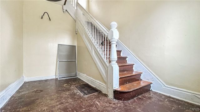 807 Mcvean Street, Utica, NY 13502
