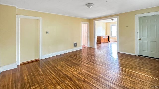 807 Mcvean Street, Utica, NY 13502