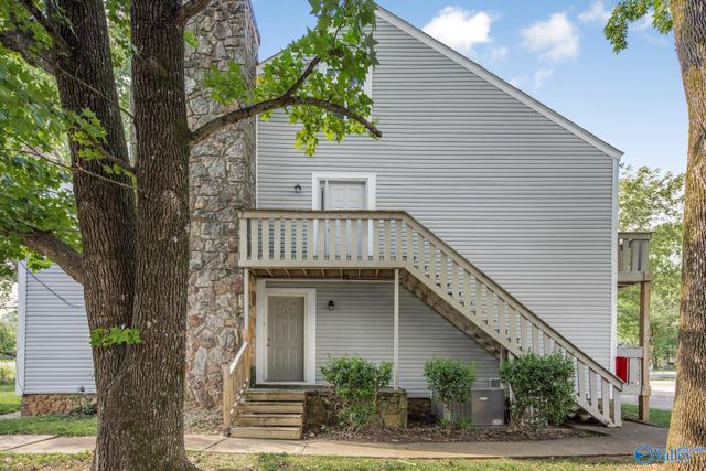 9018 Mahogany Row A, Huntsville, AL 35802