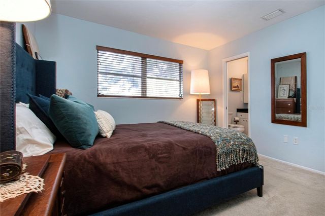 3252 WESTFORD LANE 122, Sarasota, FL 34231