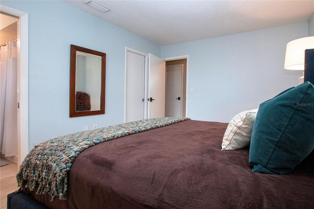 3252 WESTFORD LANE 122, Sarasota, FL 34231