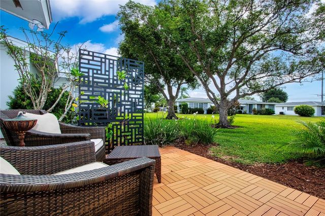 3252 WESTFORD LANE 122, Sarasota, FL 34231