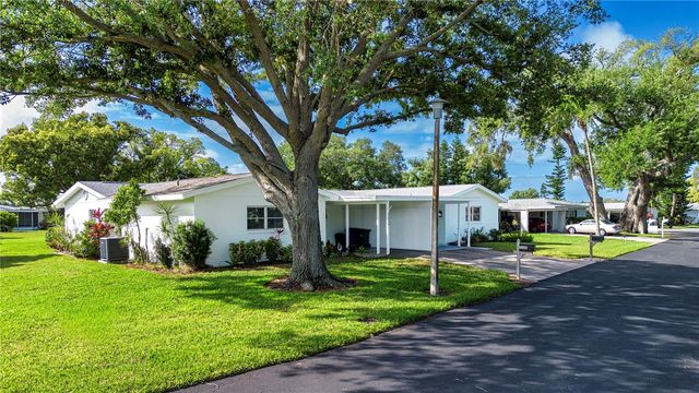 3252 WESTFORD LANE 122, Sarasota, FL 34231