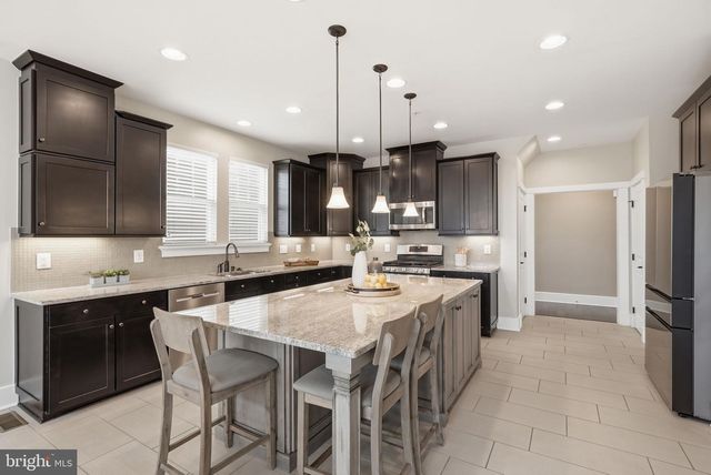 16956 TAKEAWAY LN, Dumfries, VA 22026