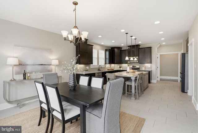 16956 TAKEAWAY LN, Dumfries, VA 22026