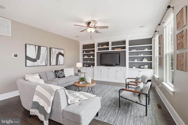 16956 TAKEAWAY LN, Dumfries, VA 22026