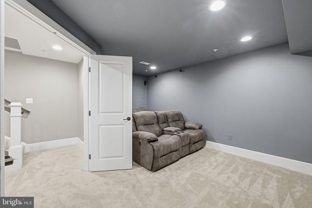 16956 TAKEAWAY LN, Dumfries, VA 22026