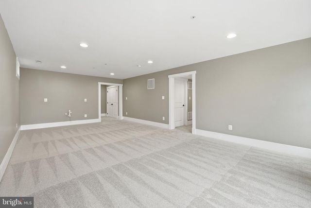 16956 TAKEAWAY LN, Dumfries, VA 22026