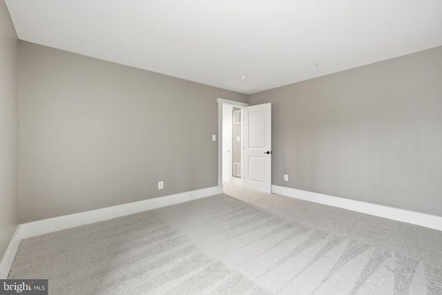 16956 TAKEAWAY LN, Dumfries, VA 22026