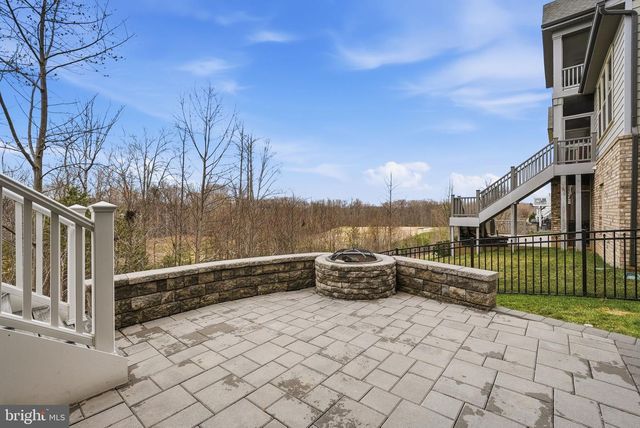 16956 TAKEAWAY LN, Dumfries, VA 22026