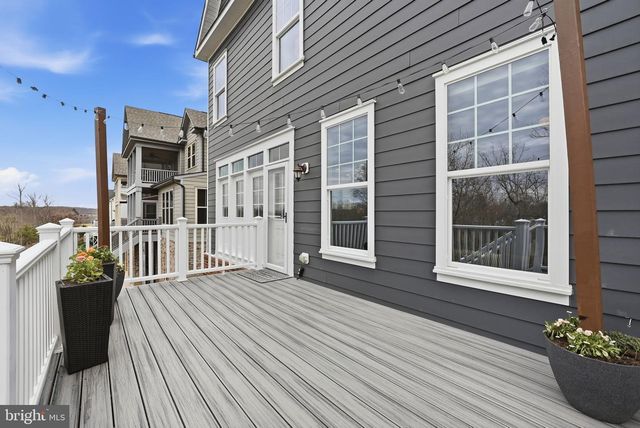 16956 TAKEAWAY LN, Dumfries, VA 22026