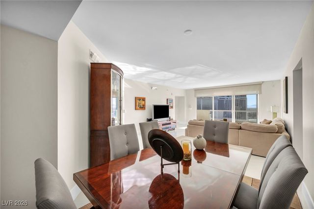 2777 Paradise Road 2304, Las Vegas, NV 89109