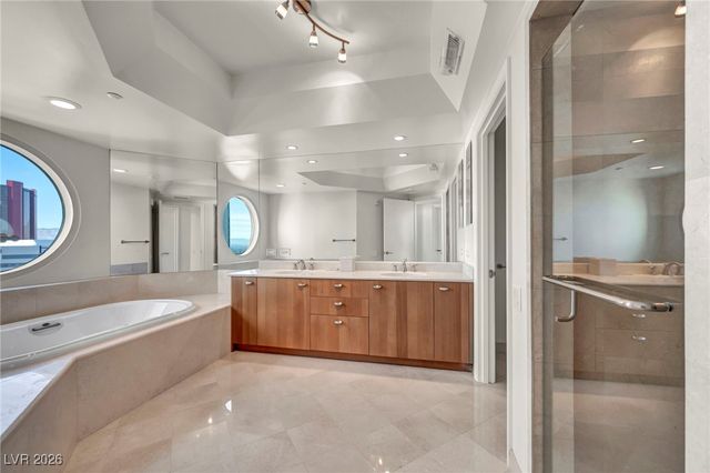 2777 Paradise Road 2304, Las Vegas, NV 89109