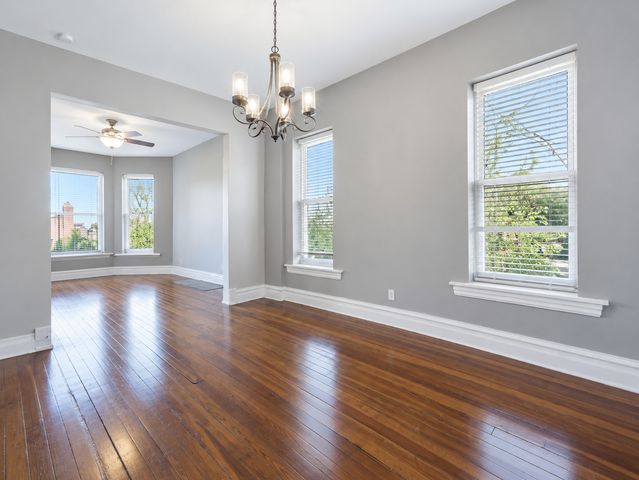 901 S SACRAMENTO Boulevard, Chicago, IL 60612