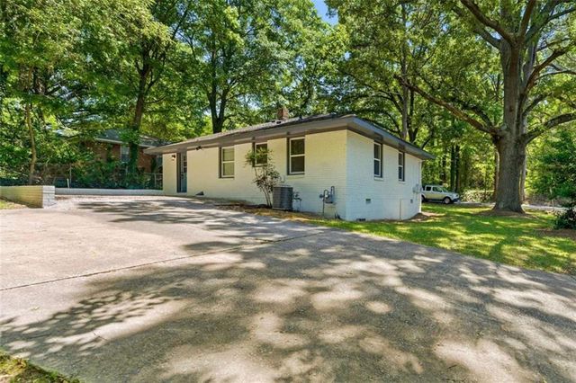 758 Dennis Drive, Forest Park, GA 30297