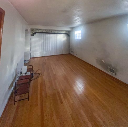 12632 S Emerald Avenue, Chicago, IL 60628