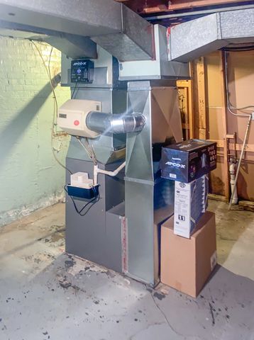 12632 S Emerald Avenue, Chicago, IL 60628