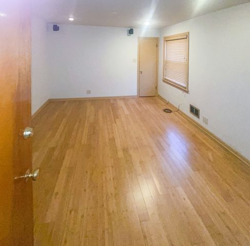 12632 S Emerald Avenue, Chicago, IL 60628