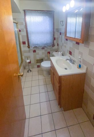 12632 S Emerald Avenue, Chicago, IL 60628