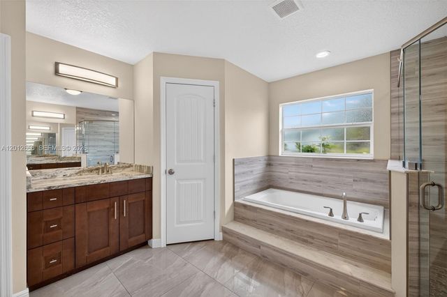 1922 SE Camilo St, Port St. Lucie, FL 34952
