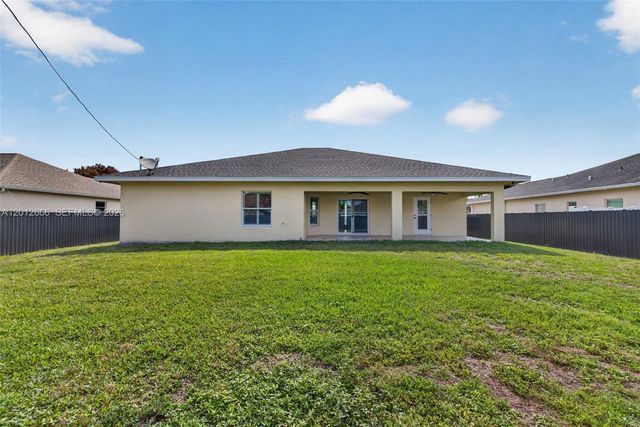 1922 SE Camilo St, Port St. Lucie, FL 34952