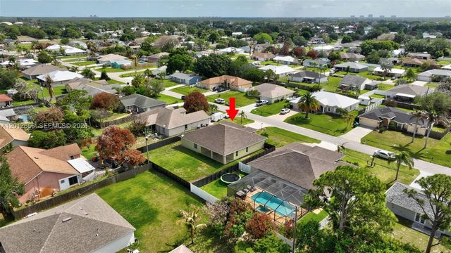 1922 SE Camilo St, Port St. Lucie, FL 34952