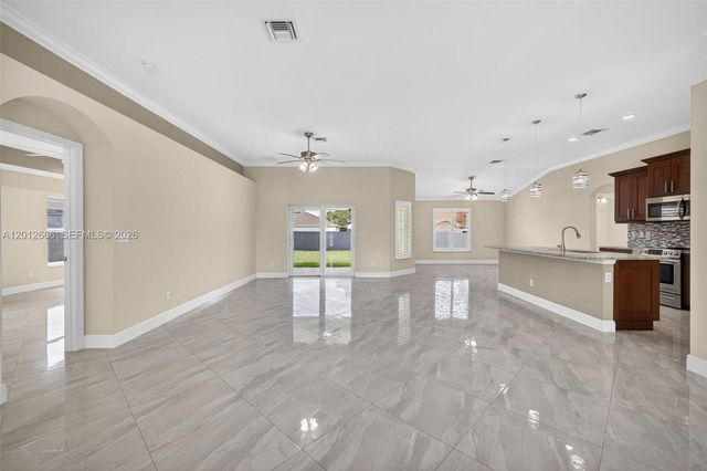 1922 SE Camilo St, Port St. Lucie, FL 34952