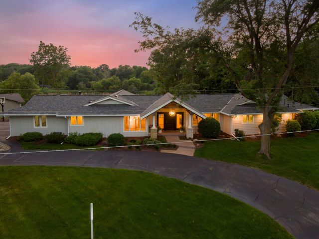 1155 Heritage Lane, Wayzata, MN 55391