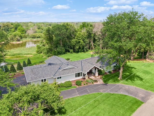 1155 Heritage Lane, Wayzata, MN 55391