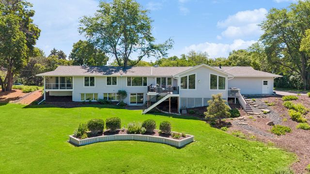 1155 Heritage Lane, Wayzata, MN 55391