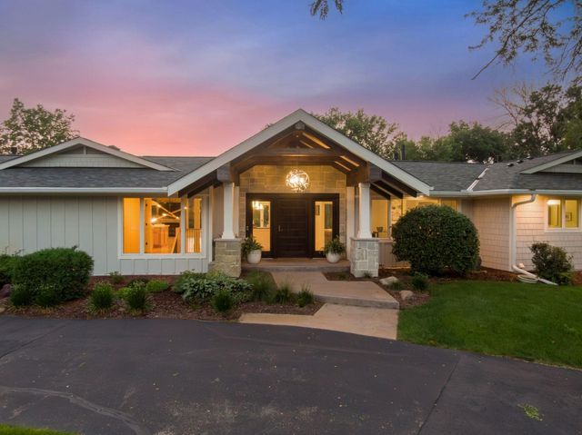 1155 Heritage Lane, Wayzata, MN 55391