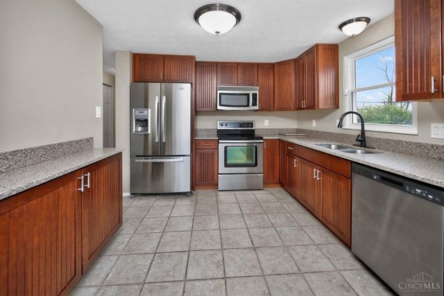 10225 Springknob Court, Colerain Twp, OH 45251