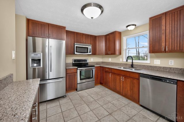 10225 Springknob Court, Colerain Twp, OH 45251