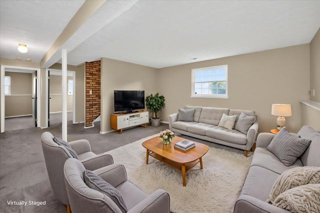 10225 Springknob Court, Colerain Twp, OH 45251