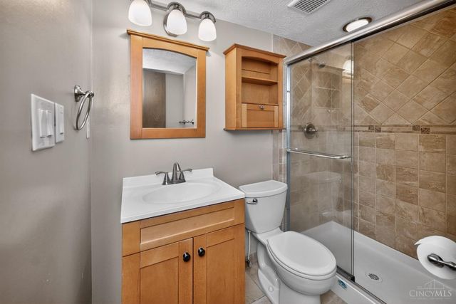 10225 Springknob Court, Colerain Twp, OH 45251