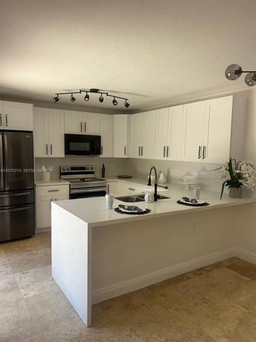 1316 SW 118th Terrace 1316, Davie, FL 33325
