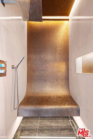 976 Bel Air Road, Los Angeles, CA 90077