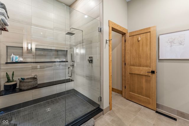 488 Town Hill Road E, Nashville, IN 47448