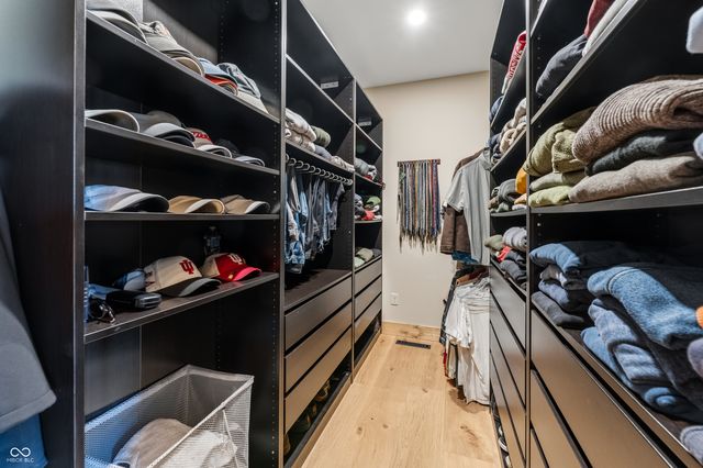 488 Town Hill Road E, Nashville, IN 47448